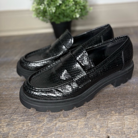 Zara Snake Faux Skin Loafers Platform Chunky Heel Black Women's Size 40 (US 9) - Picture 4 of 8